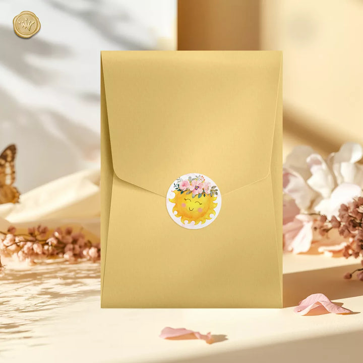 κίτρινος φάκελος βάπτισης με αυτοκόλλητο ήλιο